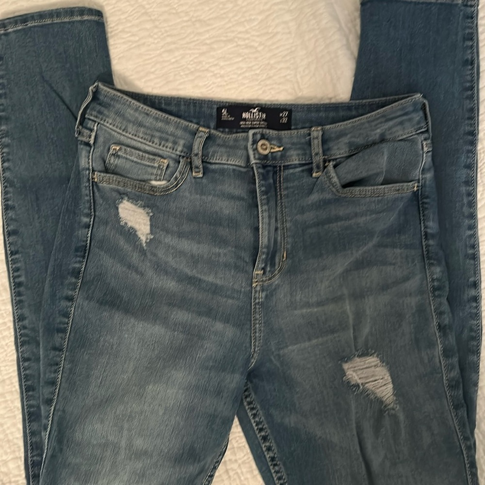Woman’s Hollister Jeans